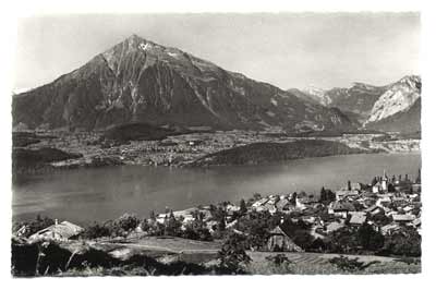  Foto von Sigriswil (Thunersee) mit dem Niesen von damals